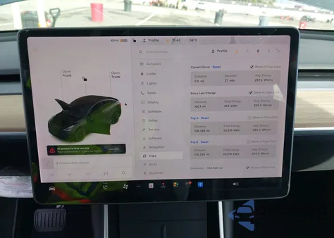 2020 Tesla Model Y Long Range Dual Motor All-Wheel Drive z USA, uszkodzony, nr VIN 5YJYGDEE3LF041559